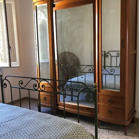 Leo's House - In Centro Apartment